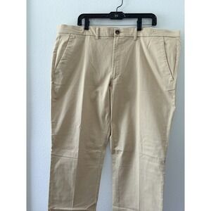 Nwt 42x32 St. John's Bay Temp Flex All Temp Chino Straight Fit Flat Front Pant